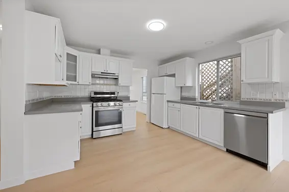 318 East 6th Street, North Vancouver For Sale - image 14
