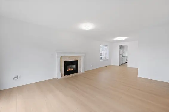 318 East 6th Street, North Vancouver For Sale - image 3