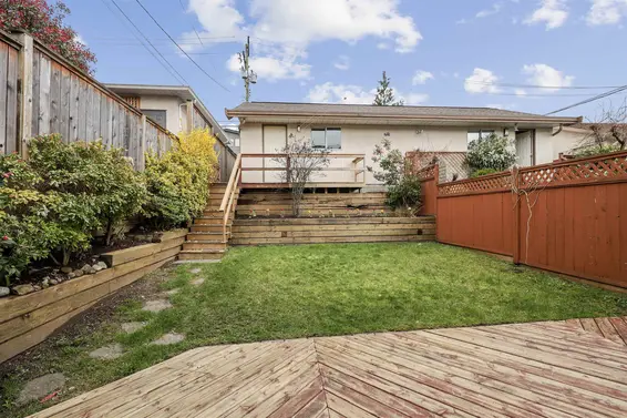 318 East 6th Street, North Vancouver For Sale - image 30
