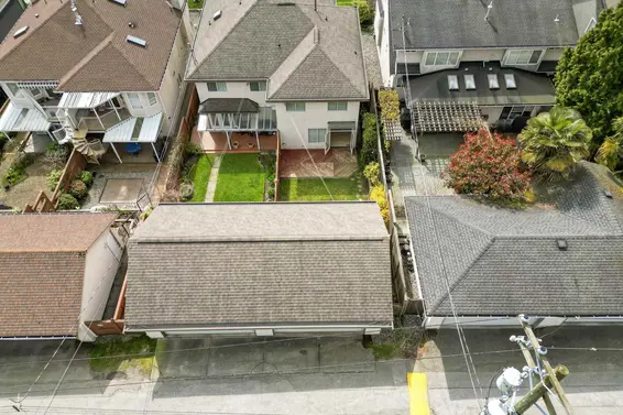 318 East 6th Street, North Vancouver For Sale - image 33