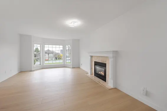 318 East 6th Street, North Vancouver For Sale - image 5