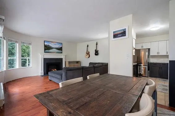 202 320 West 2nd Street, North Vancouver For Sale - image 8