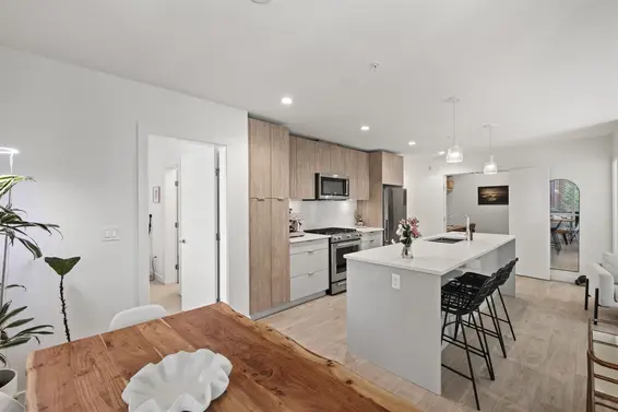 209 128 East 8th Street, North Vancouver For Sale - image 16