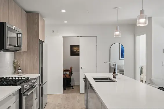 209 128 East 8th Street, North Vancouver For Sale - image 18