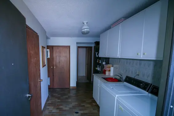 884 Calverhall Street, North Vancouver For Sale - image 19