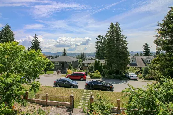 884 Calverhall Street, North Vancouver For Sale - image 3
