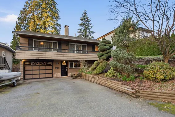 532 West 23 Street, North Vancouver