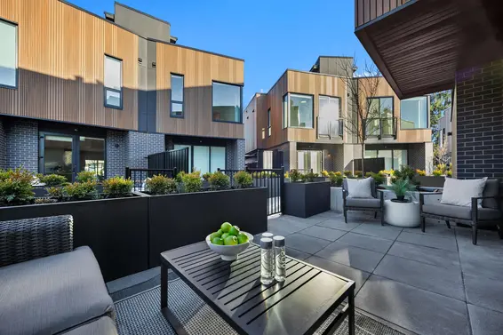 3206 Canfield Crescent, North Vancouver For Sale - image 36