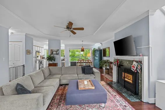 2 410 Mahon Avenue, North Vancouver For Sale - image 15