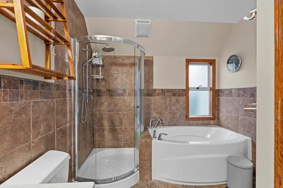 2 410 Mahon Avenue, North Vancouver For Sale - image 24