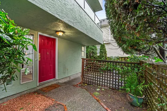 2 410 Mahon Avenue, North Vancouver For Sale - image 3