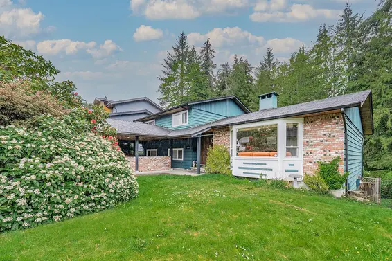 5178 Cliffridge Avenue, North Vancouver For Sale - image 3