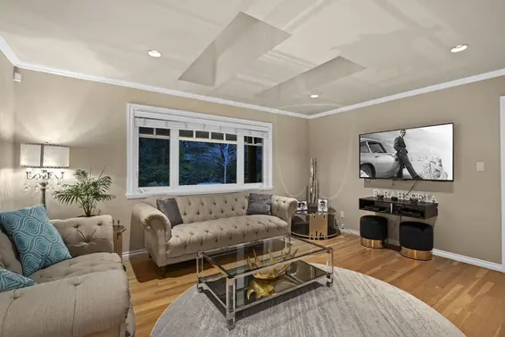4641 Woodburn Road, West Vancouver For Sale - image 10