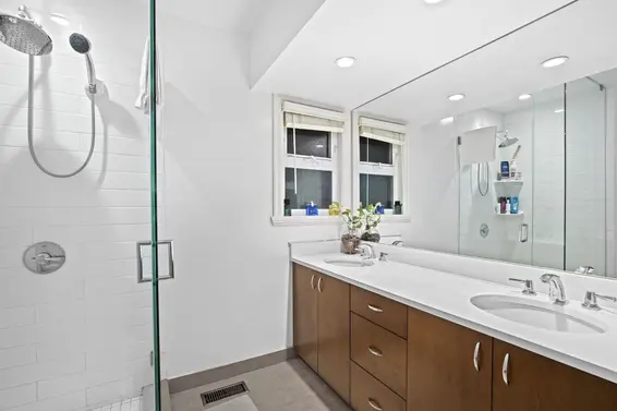 4641 Woodburn Road, West Vancouver For Sale - image 14