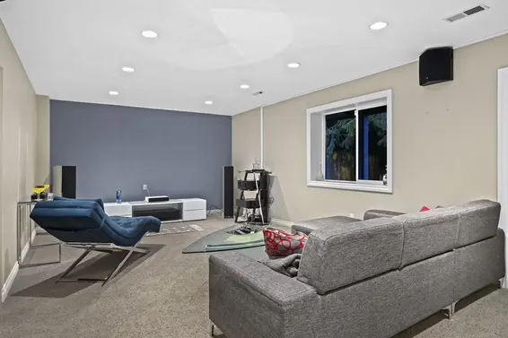 4641 Woodburn Road, West Vancouver For Sale - image 18