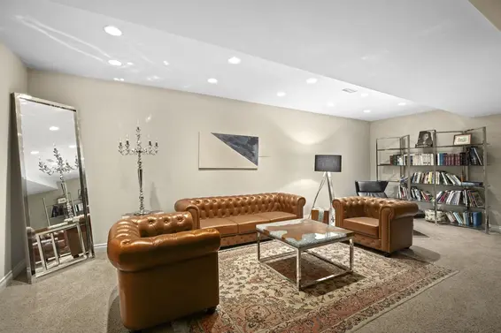 4641 Woodburn Road, West Vancouver For Sale - image 19