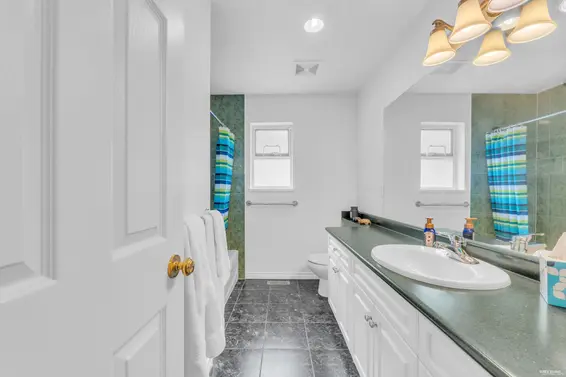 4317 Cliffmont Road, North Vancouver For Sale - image 14