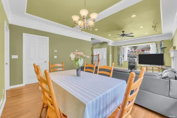 4317 Cliffmont Road, North Vancouver For Sale - image 7