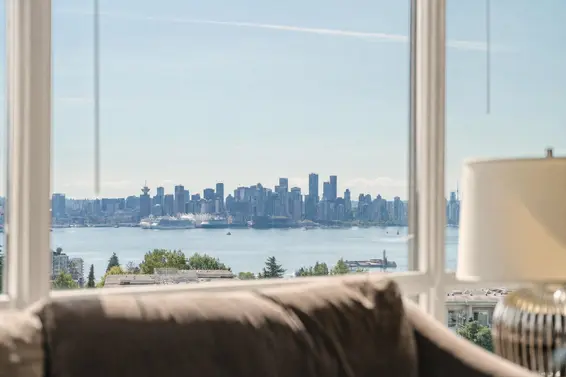 601 1320 Chesterfield Avenue, North Vancouver