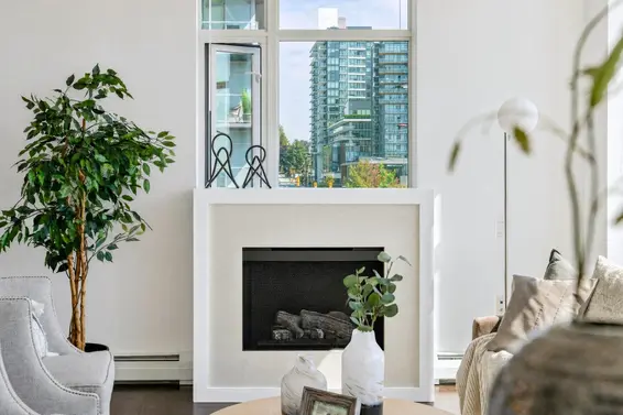 601 1320 Chesterfield Avenue, North Vancouver For Sale - image 7