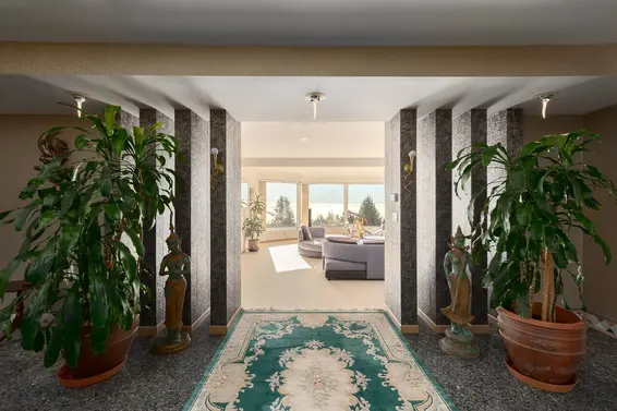 999 King Georges Way, West Vancouver For Sale - image 11