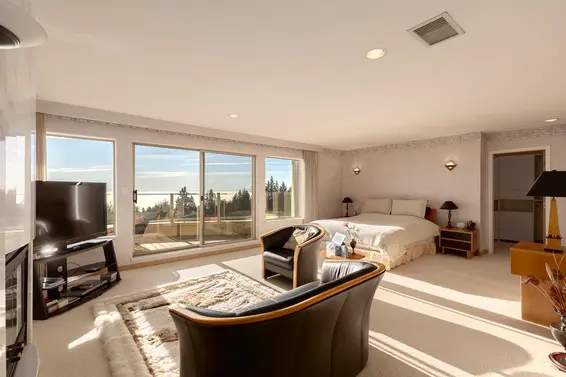 999 King Georges Way, West Vancouver For Sale - image 25