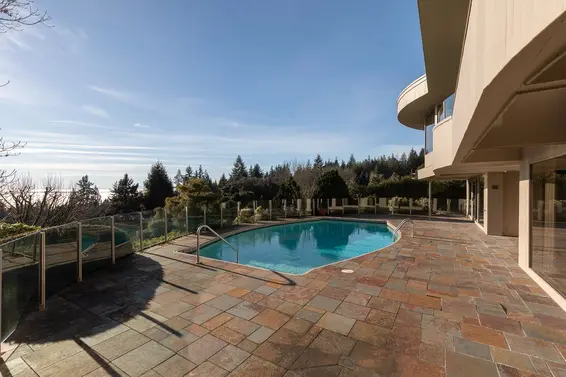 999 King Georges Way, West Vancouver For Sale - image 37