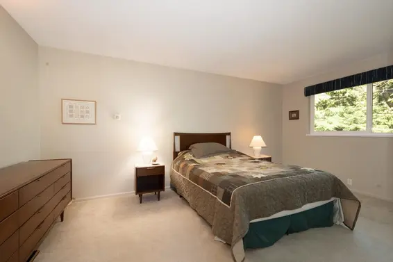4136 Virginia Crescent, North Vancouver For Sale - image 11