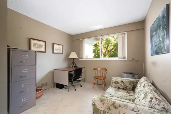 4136 Virginia Crescent, North Vancouver For Sale - image 13