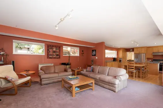 4136 Virginia Crescent, North Vancouver For Sale - image 24