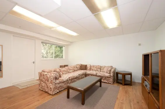 4136 Virginia Crescent, North Vancouver For Sale - image 28