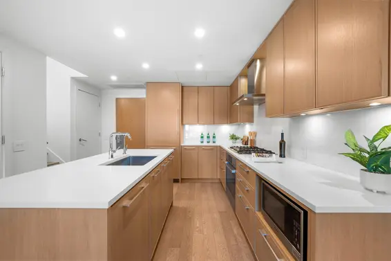 321 3220 Connaught Crescent, North Vancouver For Sale - image 5