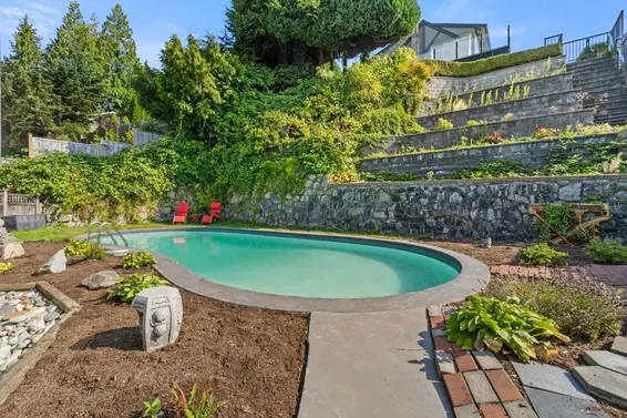 442 Monteray Avenue, North Vancouver For Sale - image 3