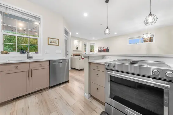 1263 West 16th Street, North Vancouver For Sale - image 16