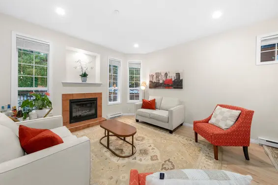 1263 West 16th Street, North Vancouver For Sale - image 3