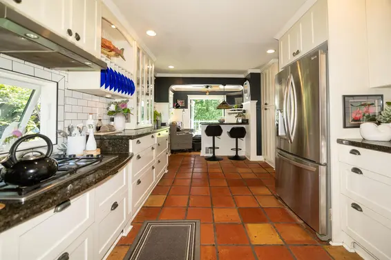 6670 Wellington Avenue, West Vancouver For Sale - image 15