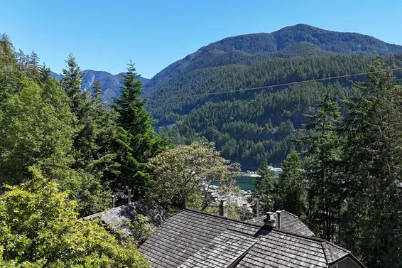 6670 Wellington Avenue, West Vancouver For Sale - image 31