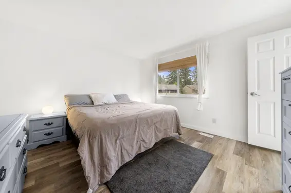 2315 Mountain Highway, North Vancouver For Sale - image 22