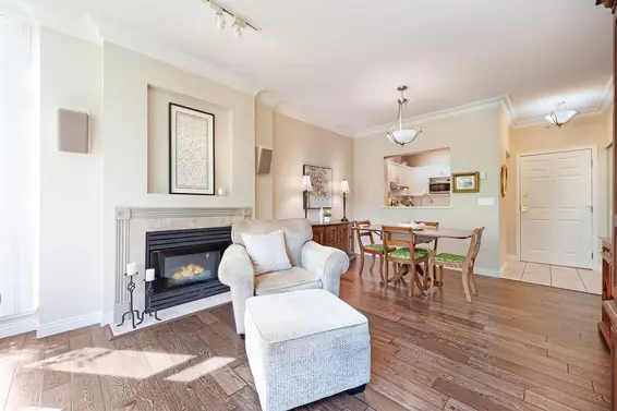 302 160 West Keith Road, North Vancouver For Sale - image 5