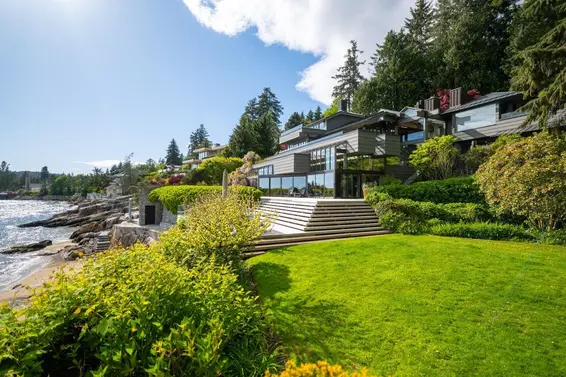 4036 Marine Drive, West Vancouver For Sale - image 2
