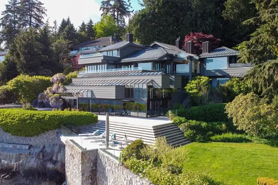 4036 Marine Drive, West Vancouver For Sale - image 3