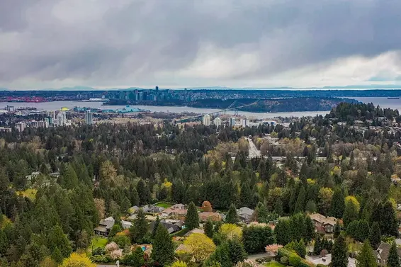 650 Southborough Drive, West Vancouver For Sale - image 2