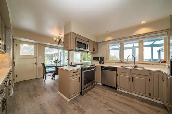 650 Southborough Drive, West Vancouver For Sale - image 26