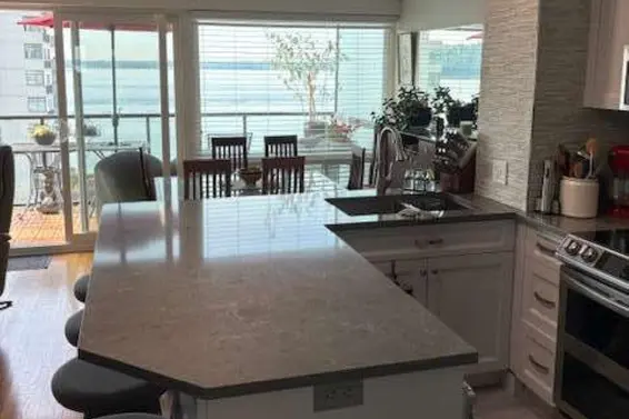 404 1845 Bellevue Avenue, West Vancouver For Sale - image 3