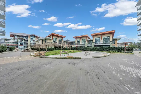 607 2780 Valley Centre Avenue, North Vancouver For Sale - image 24