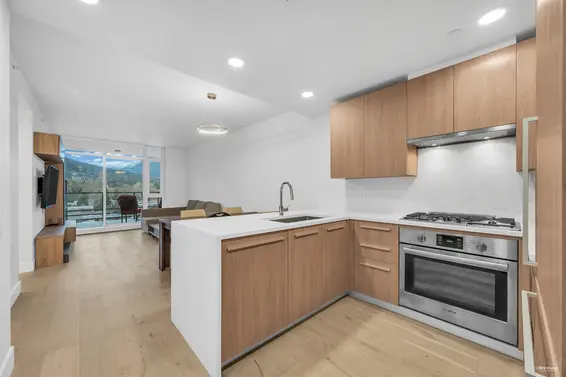 607 2780 Valley Centre Avenue, North Vancouver For Sale - image 5