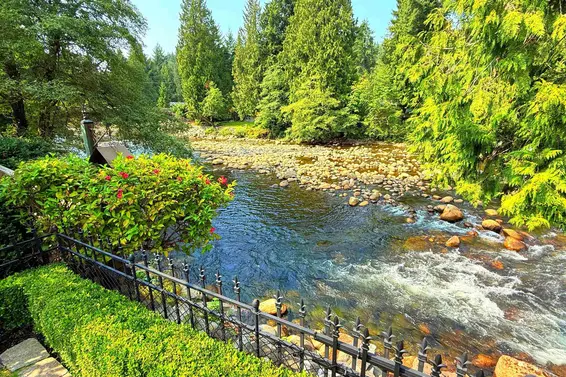 849 Riverside Drive, North Vancouver