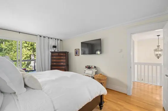 849 Riverside Drive, North Vancouver For Sale - image 20