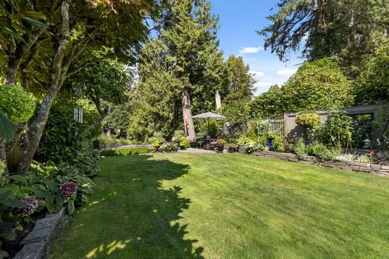 849 Riverside Drive, North Vancouver For Sale - image 28