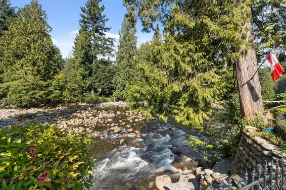 849 Riverside Drive, North Vancouver For Sale - image 30